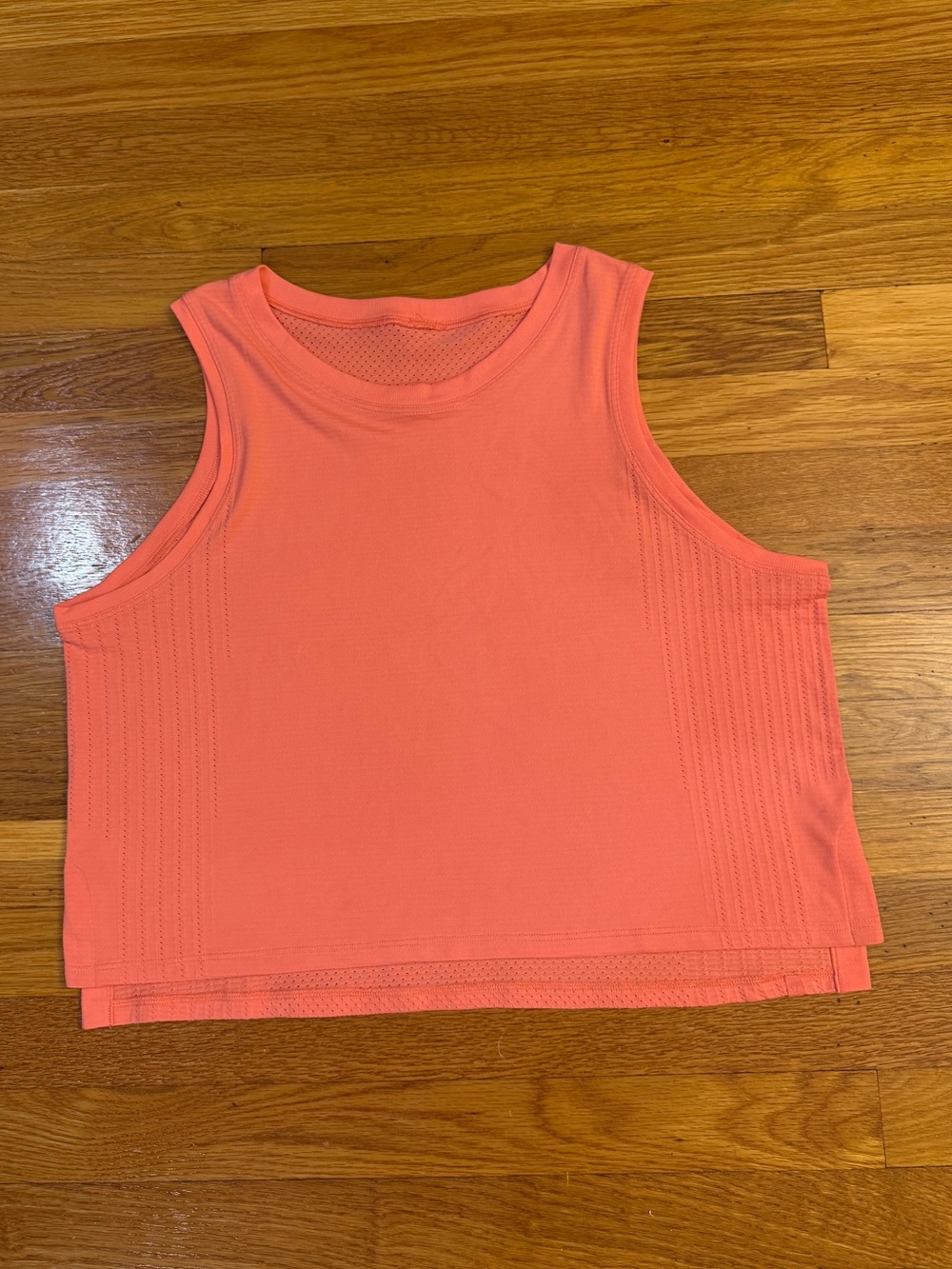 Lululemon Train to Be Tank Top Warm Coral - Size est. 12 (20.5" P2P)